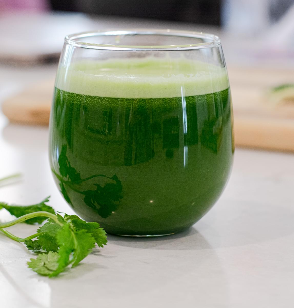 Raw & Juicy Piña Verde Juice Copycat Recipe